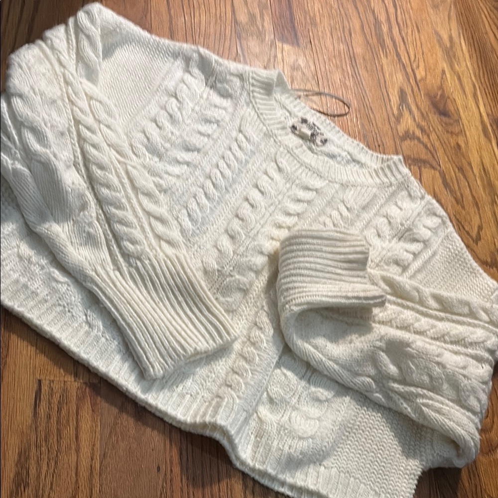 Hippie Rose White Crew Neck Sweater